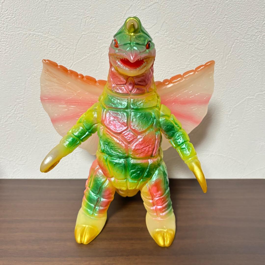 ウルトラマン ブルマァク ドラコ 乳白色