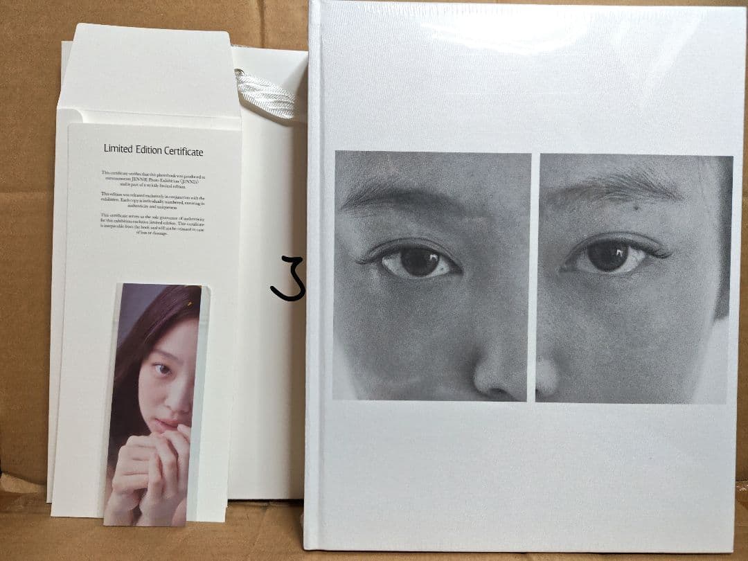 JENNIE J2NNI5 写真展 ジェニ 写真集 フォトブック　特典付き