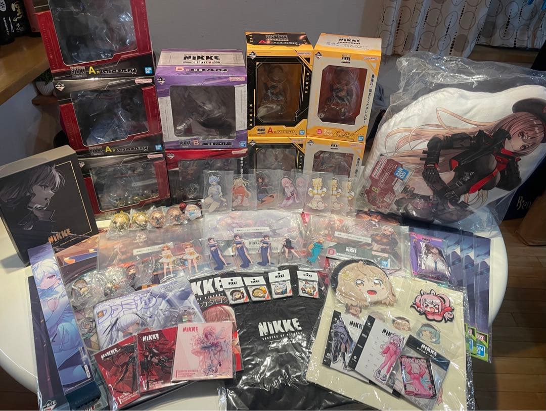 勝利の女神 NIKKE ニケ 引退グッズ 詰め合わせ ①