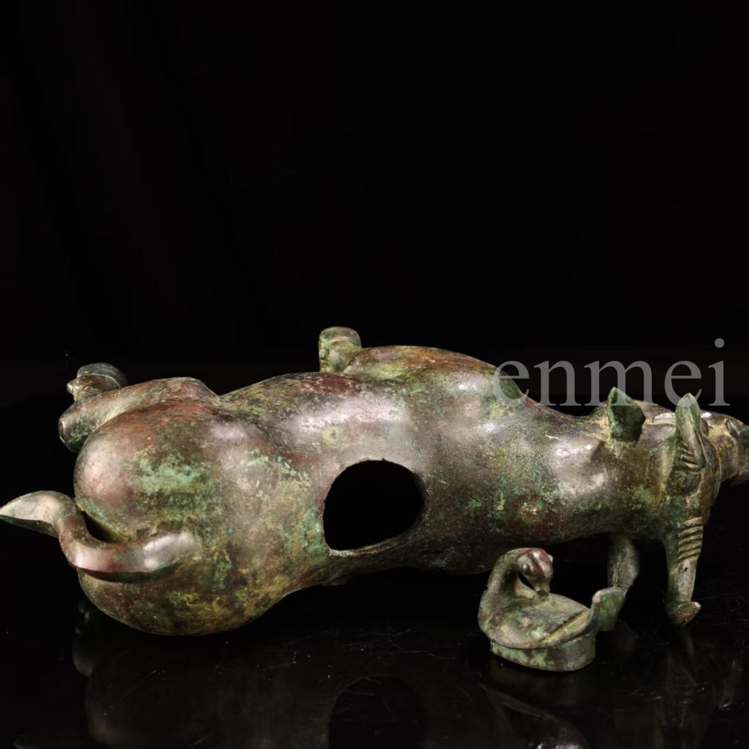 中国古美術・下鄕収集・青銅製牛尊・殷風・鏨刻高浮彫・純銅製・置物・風水開運・酒具