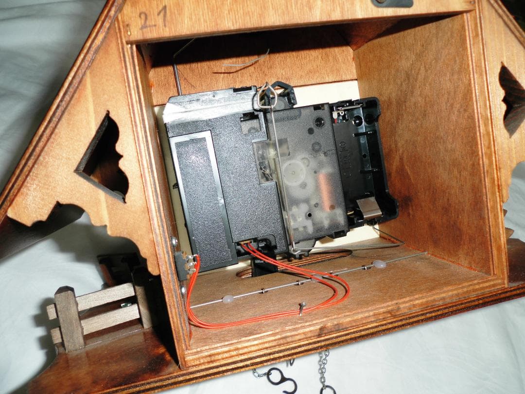 『美品』ドイツ・シュナイダー　からくり掛け時計　カッコウ時計　8匹の猫