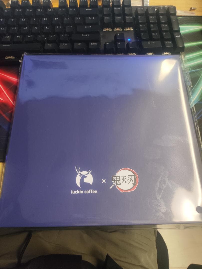 鬼滅の刃 無限城映画 ラッキンコーヒー コラボ 缶バッジ & マグネット セット