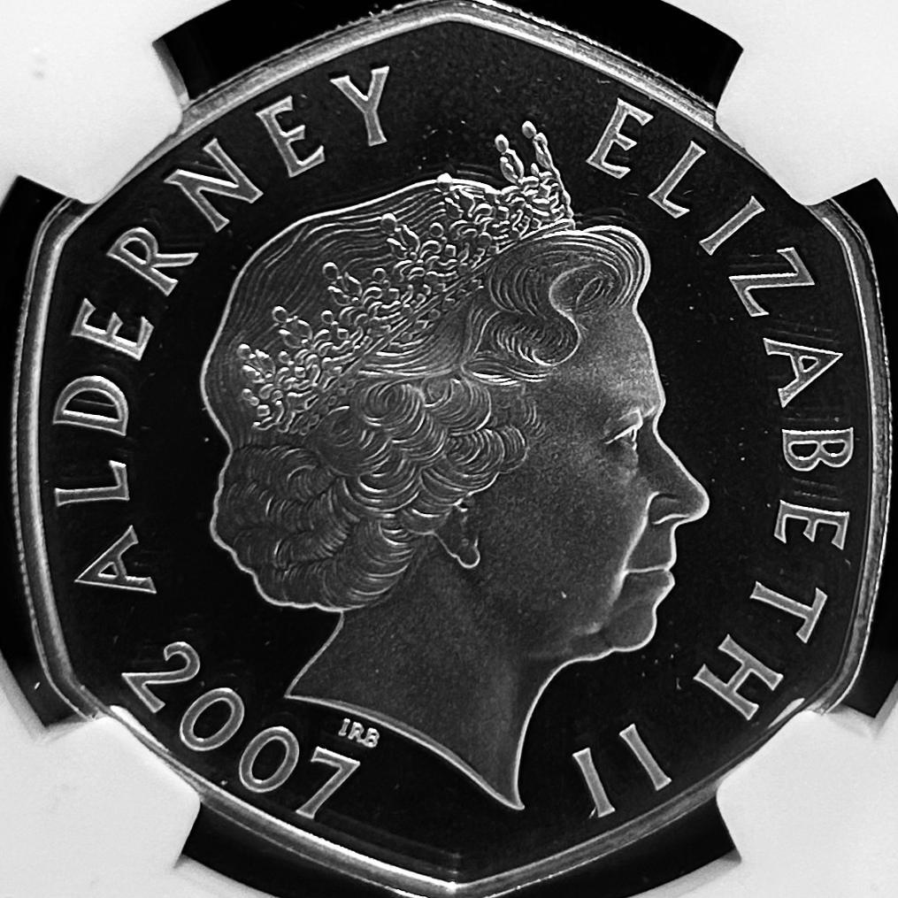 2007年 オルダニー エリザベス女王結婚60周年 銀貨（NGC PF68UC）
