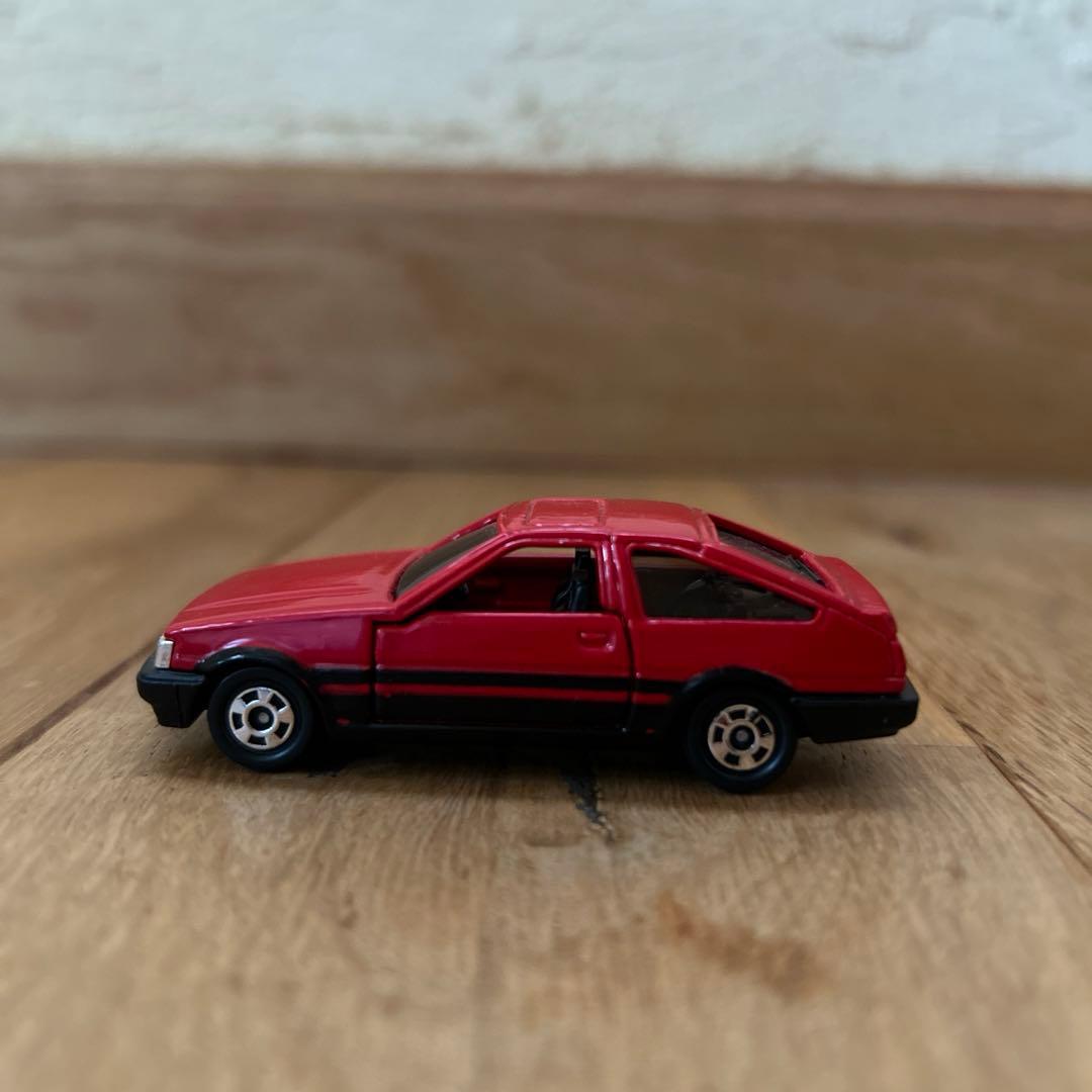tomica トヨタカローラレビン3ドア&スプリンタートレノ2ドア
