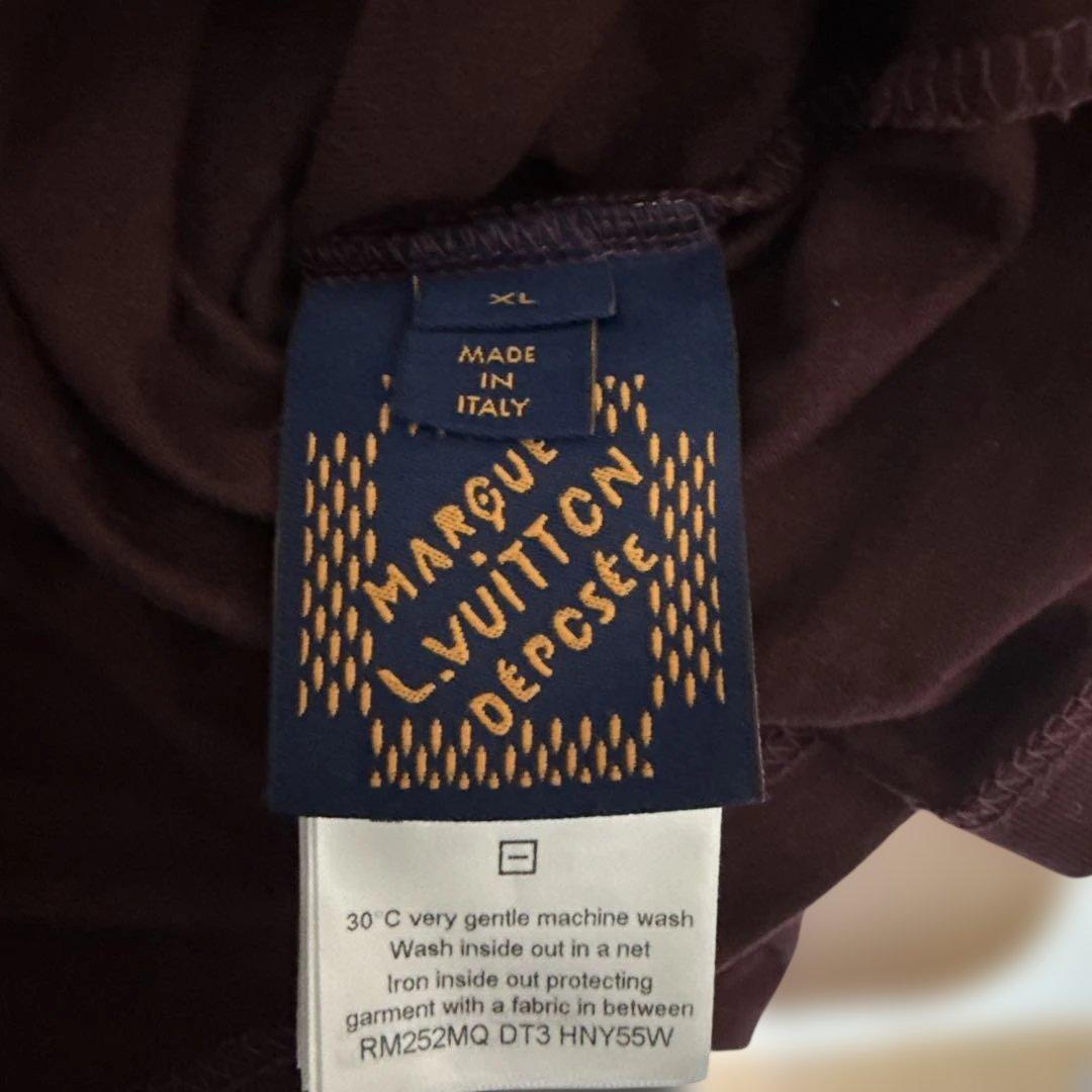 ルイヴィトンLUIS VUITTON レリーフTシャツ（XL）ワインレッド