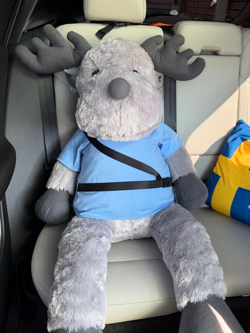 VOLVO ボルボ ジャンボエルク ぬいぐるみ