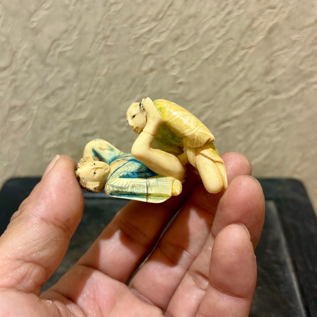 根付　春画　時代物　天然素材　アンティーク　骨董　古美術　レトロ　盆栽　真柏　松