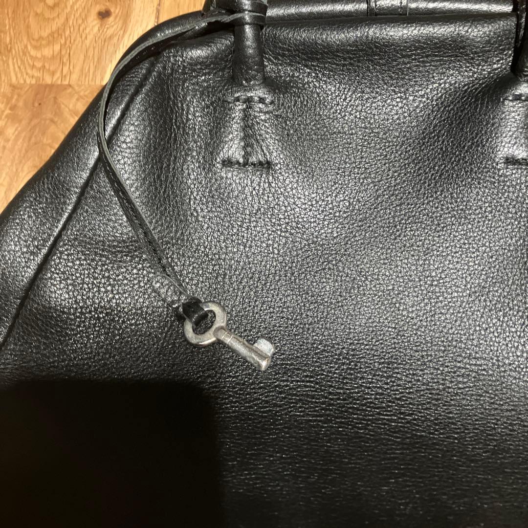 soutiencollar 黒 レザーハンドバッグ