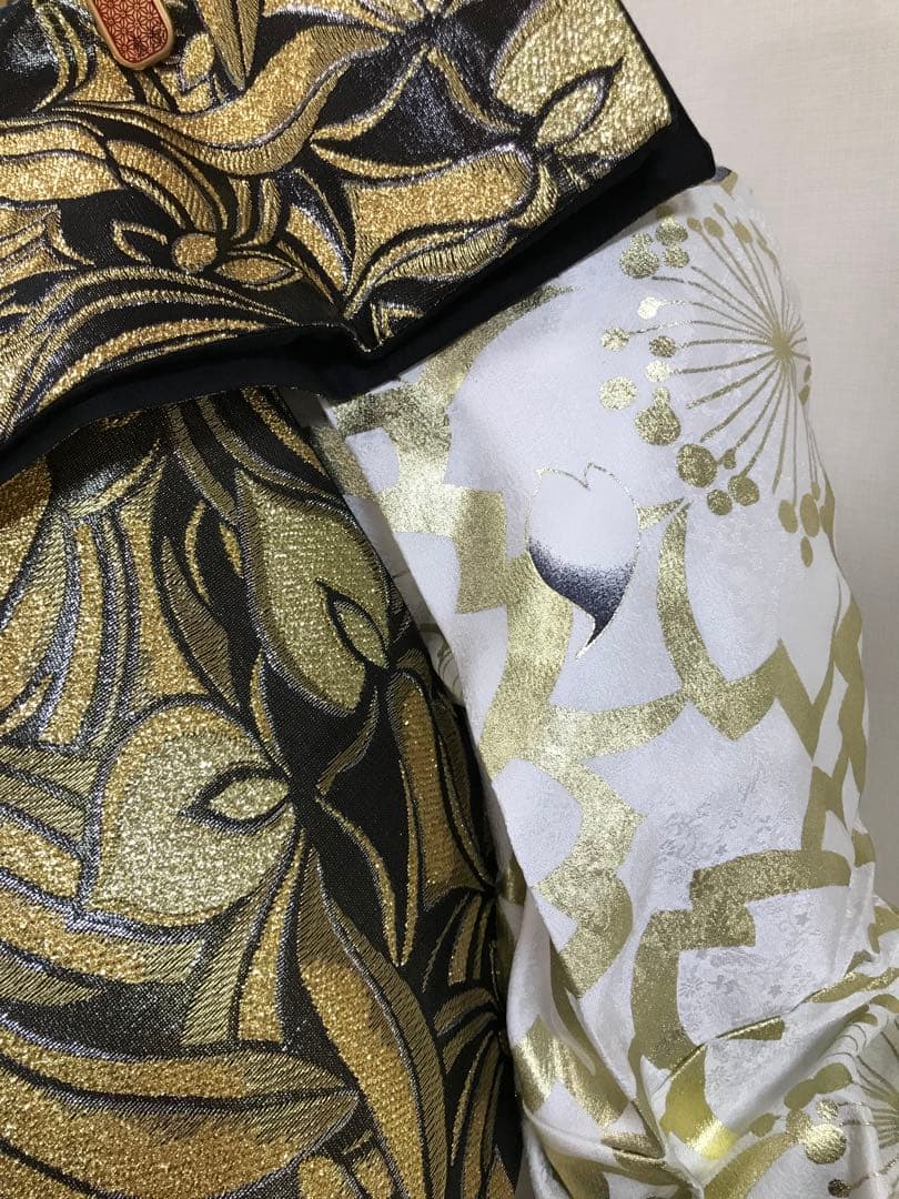 振袖単品　未仕立て品　正絹　金彩