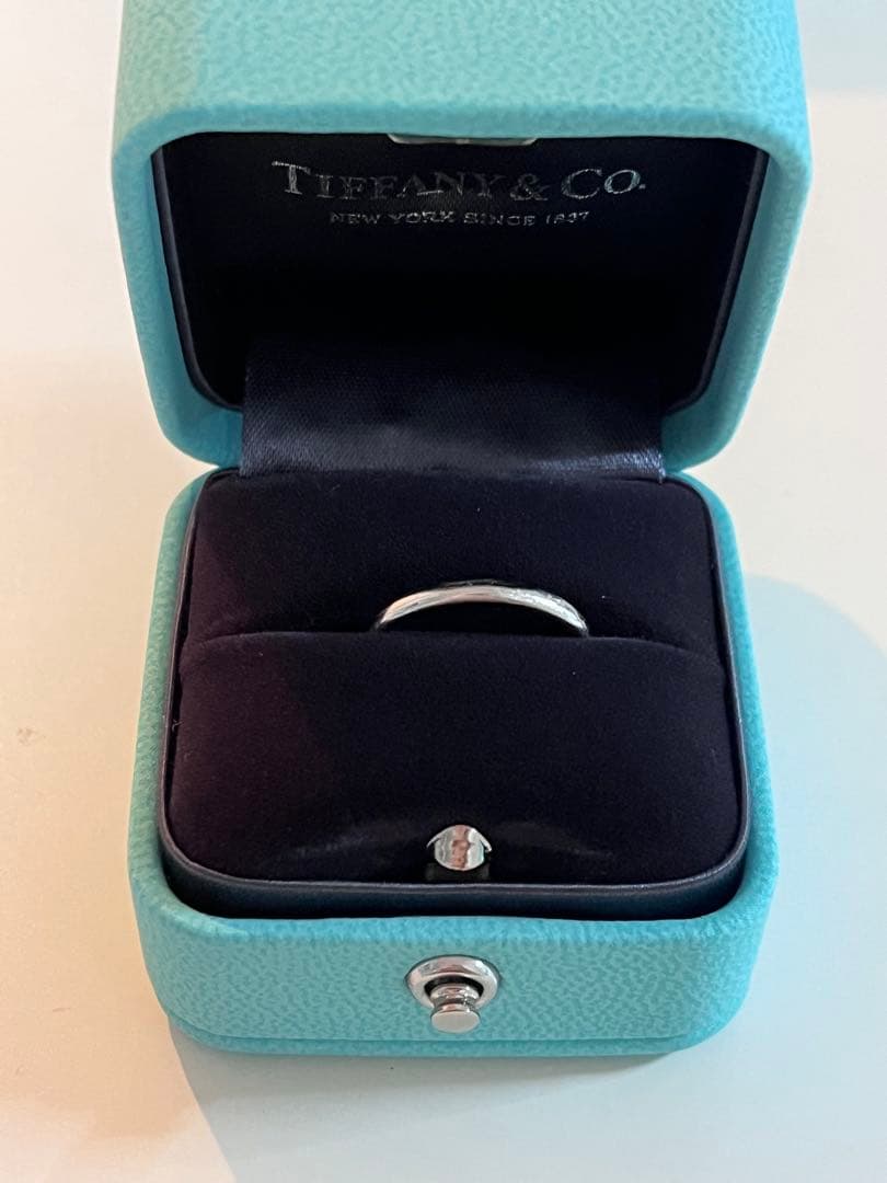 Tiffany & Co. シルバーリング 7号専用ケース付き