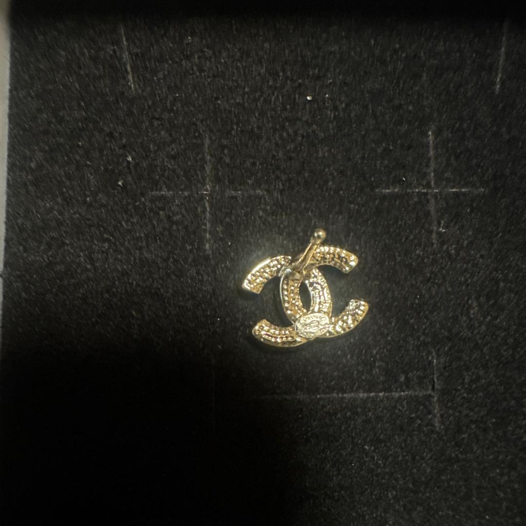 CHANEL ダブルCロゴ ストーン付きピアス