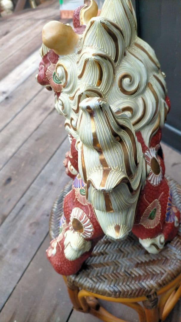 九谷焼獅子金彩玉乗り金彩置物大きいシーサー古美術 陶器製