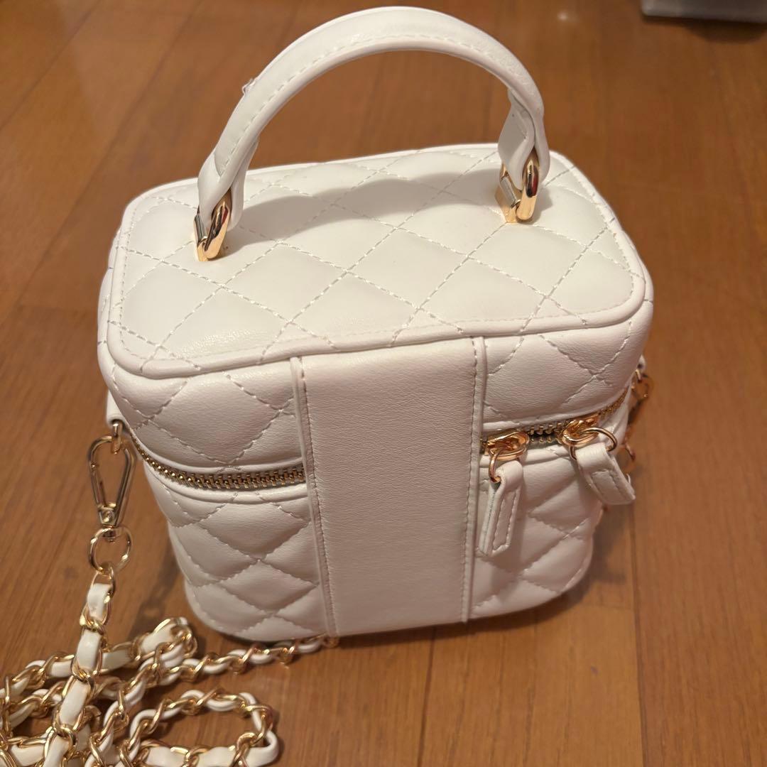 darich ダーリッチ キルティングビジュースクエアミニバッグ ホワイト