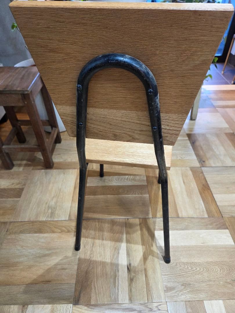 アンティーク椅子 木製座面