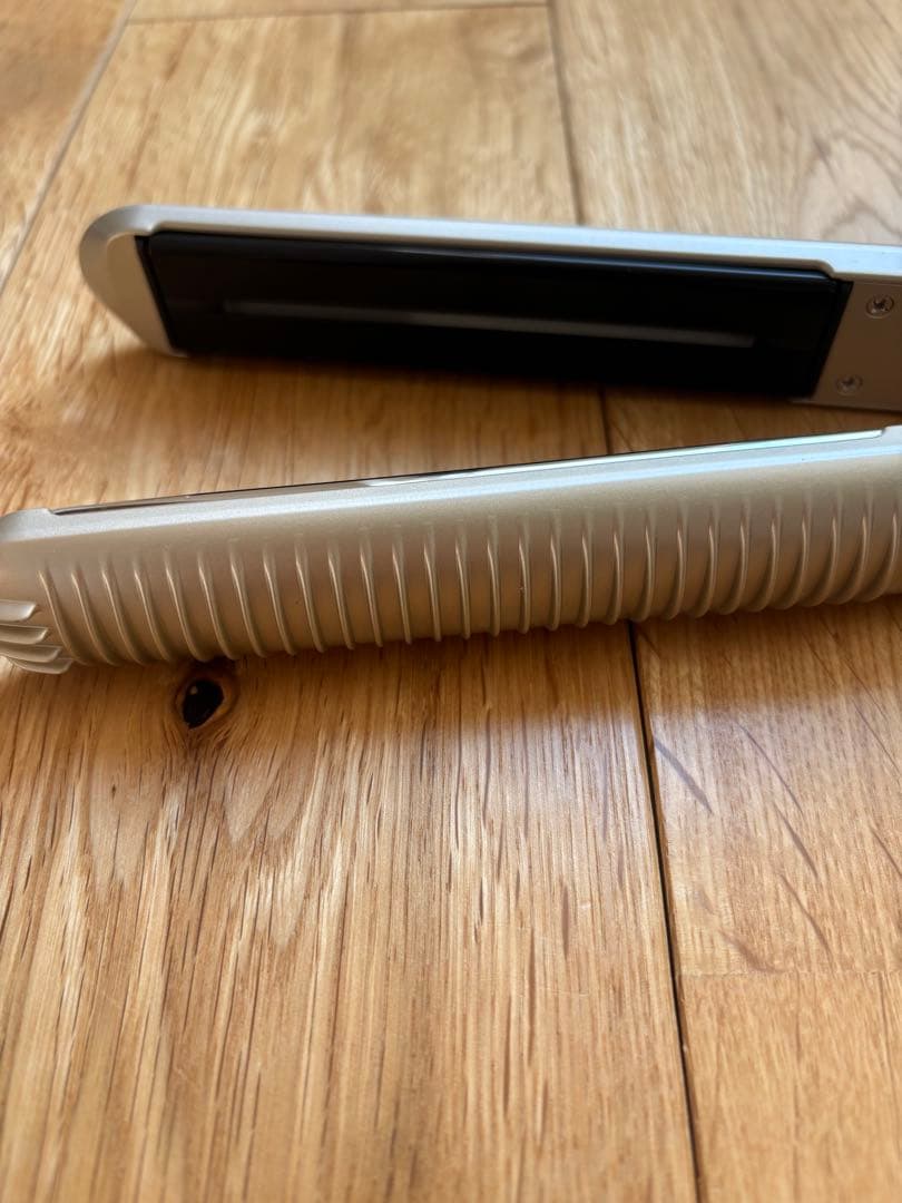 ネグセデスベンツYA-MAN スムースアイロン フォトイオンプラス