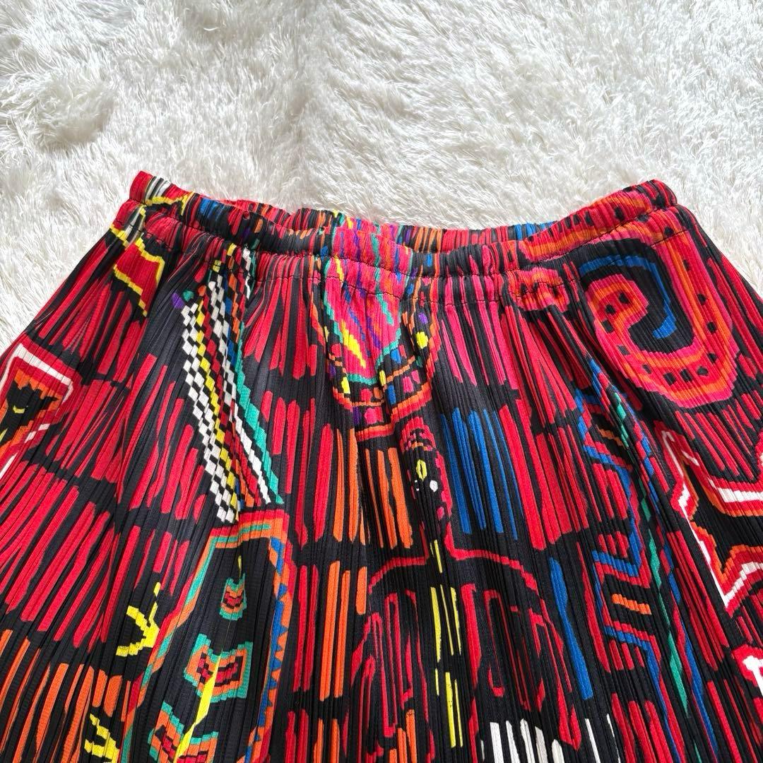 極美品☆希少☆プリーツプリーズ☆イッセイミヤケ☆お洒落なスカート☆サイズ２