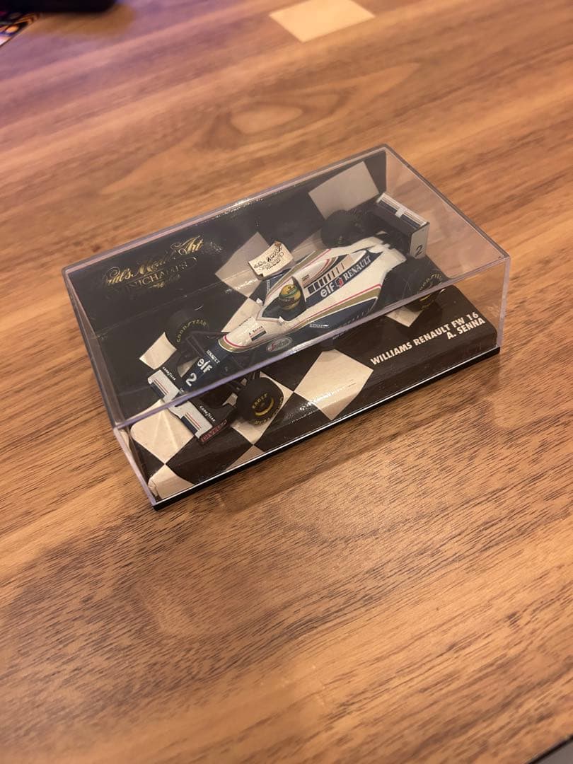 Williams FW16 Senna 1:43スケールモデル