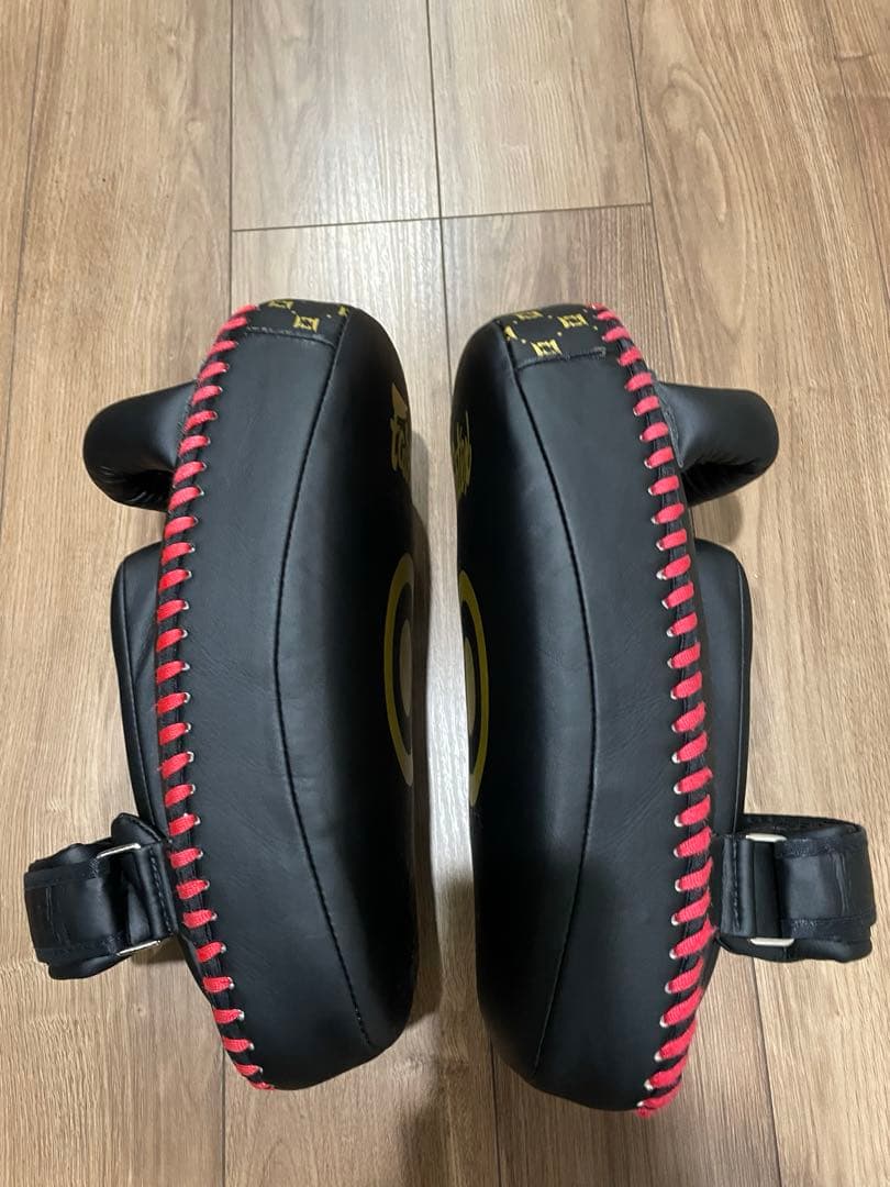田頭⭐︎Fairtex KPLC6 スモールカーブタイパッド⭐︎