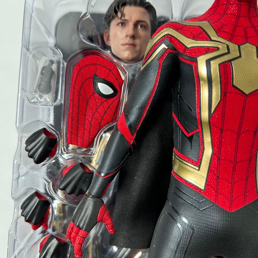 【美品】ホットトイズ スパイダーマン インテグレーテッドスーツ ノーウェイホーム