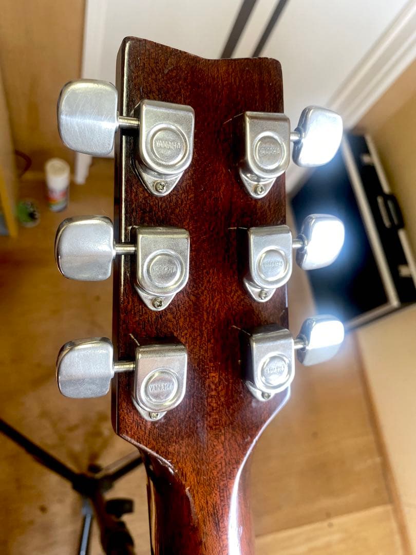 大幅値下げ‼️YAMAHA FG200グリーンラベル　調整済み新品弦　激鳴り！