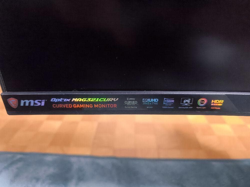 MSI Optix MAG321CURV カーブドゲーミングモニター