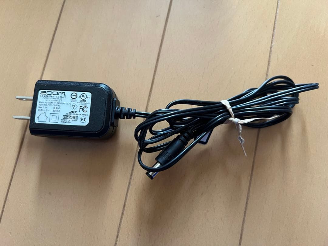 ZOOM G1 FOUR マルチエフェクター 専用アダプター付属