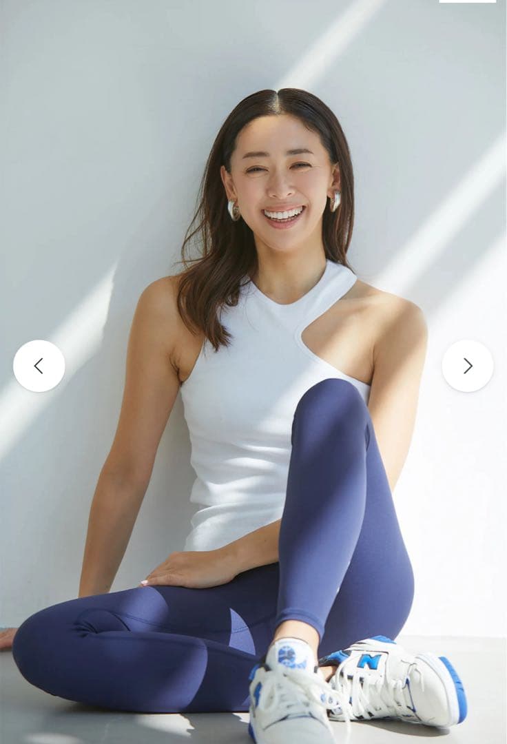 白黒2枚セットwerthy ASYMMETRY TANK(Cup in)