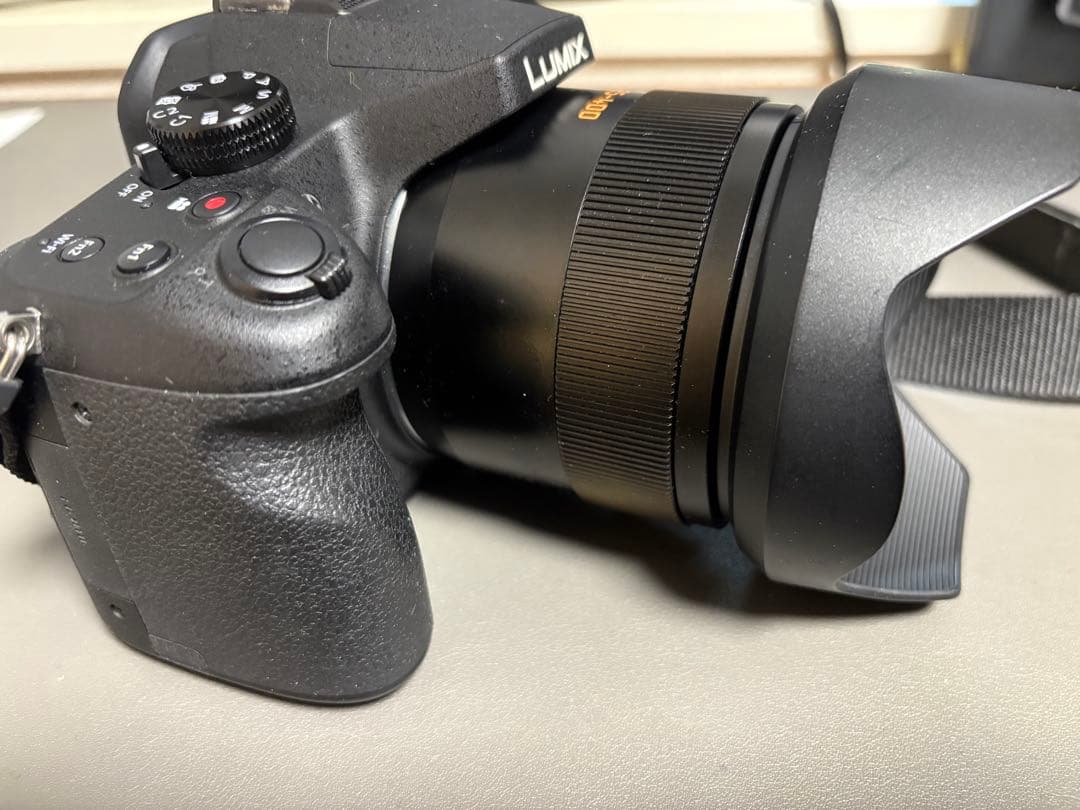 【美品】パナソニック　Lumix DMC-FZ1000 ネオ一眼、ライカレンズ