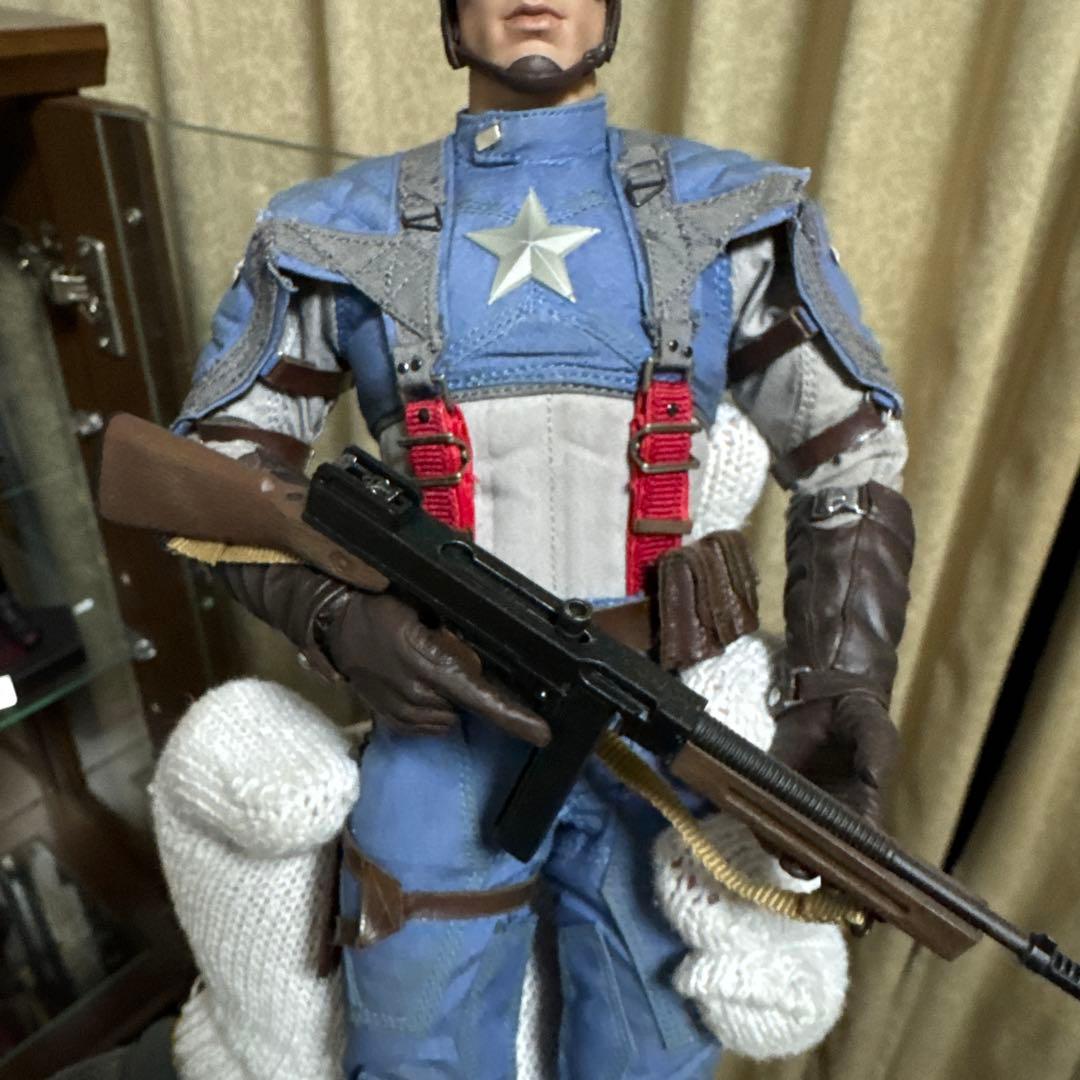 Marvel キャプテン・アメリカ ホットトイズアクションフィギュア