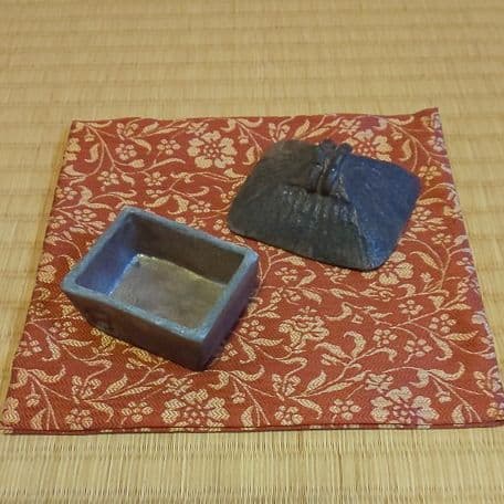 A 109       香合       丹波  苫屋  ( 新品未使用品 )