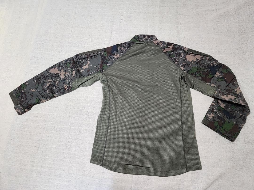 【新品】韓国軍　大韓民国陸軍　戦闘服　コンバットシャツ　TYR　私物品