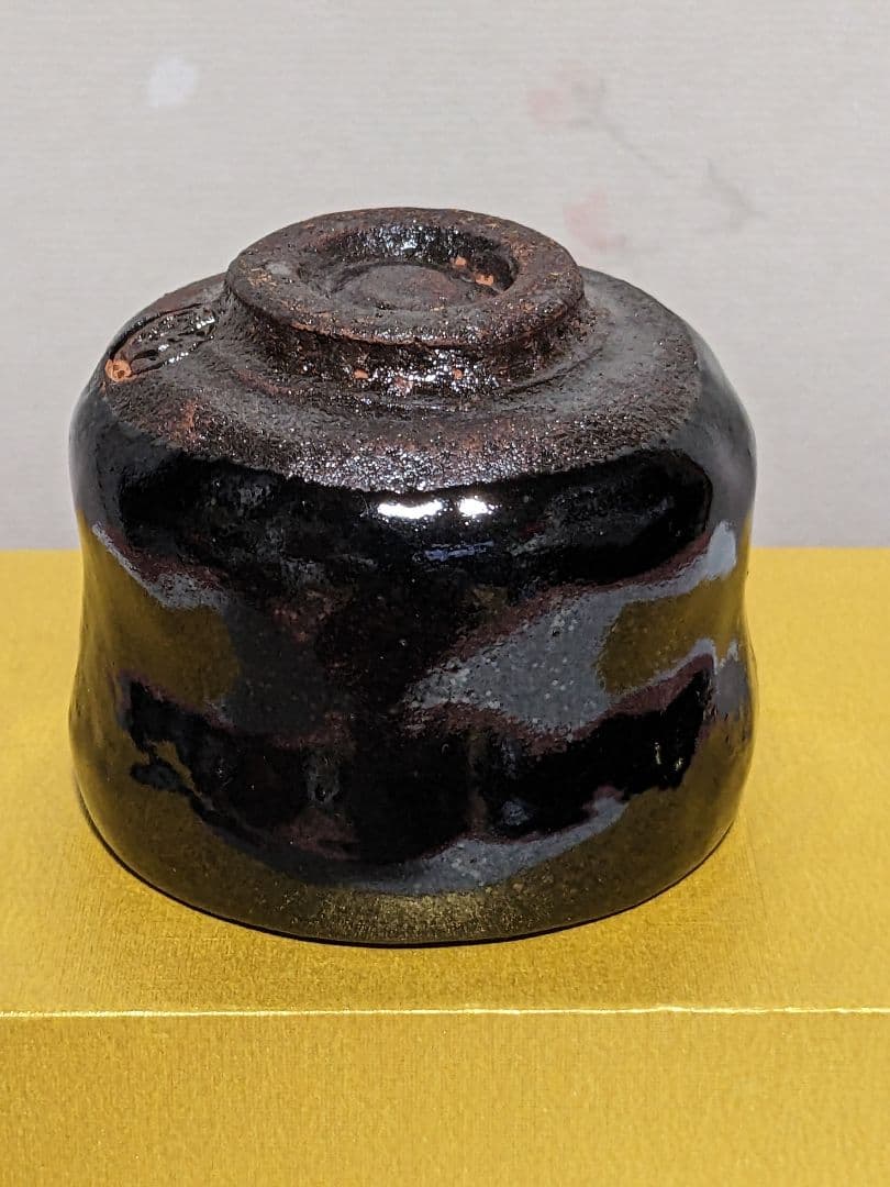 ♦大樋焼作家物 黒釉金彩 ぐい呑み 酒器 未使用の美品 楽焼脇窯 骨董品