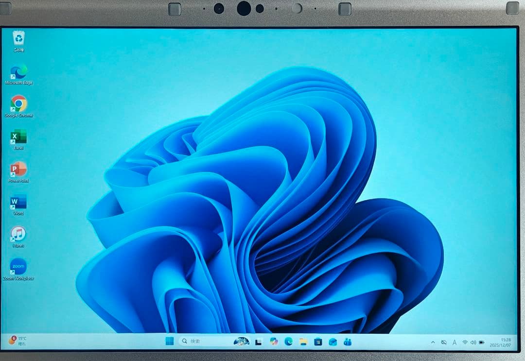 F-77/第8世代クアッドコアi5-8250U/SSD256/8GB/カメラ
