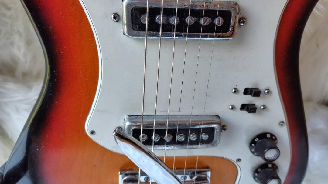 テスコ？KAWAI？ビザールギター