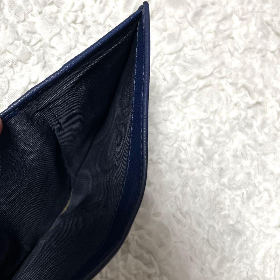 未使用級✨PRADA ネイビー 二つ折り財布　サフィアーノレザー　コンパクト
