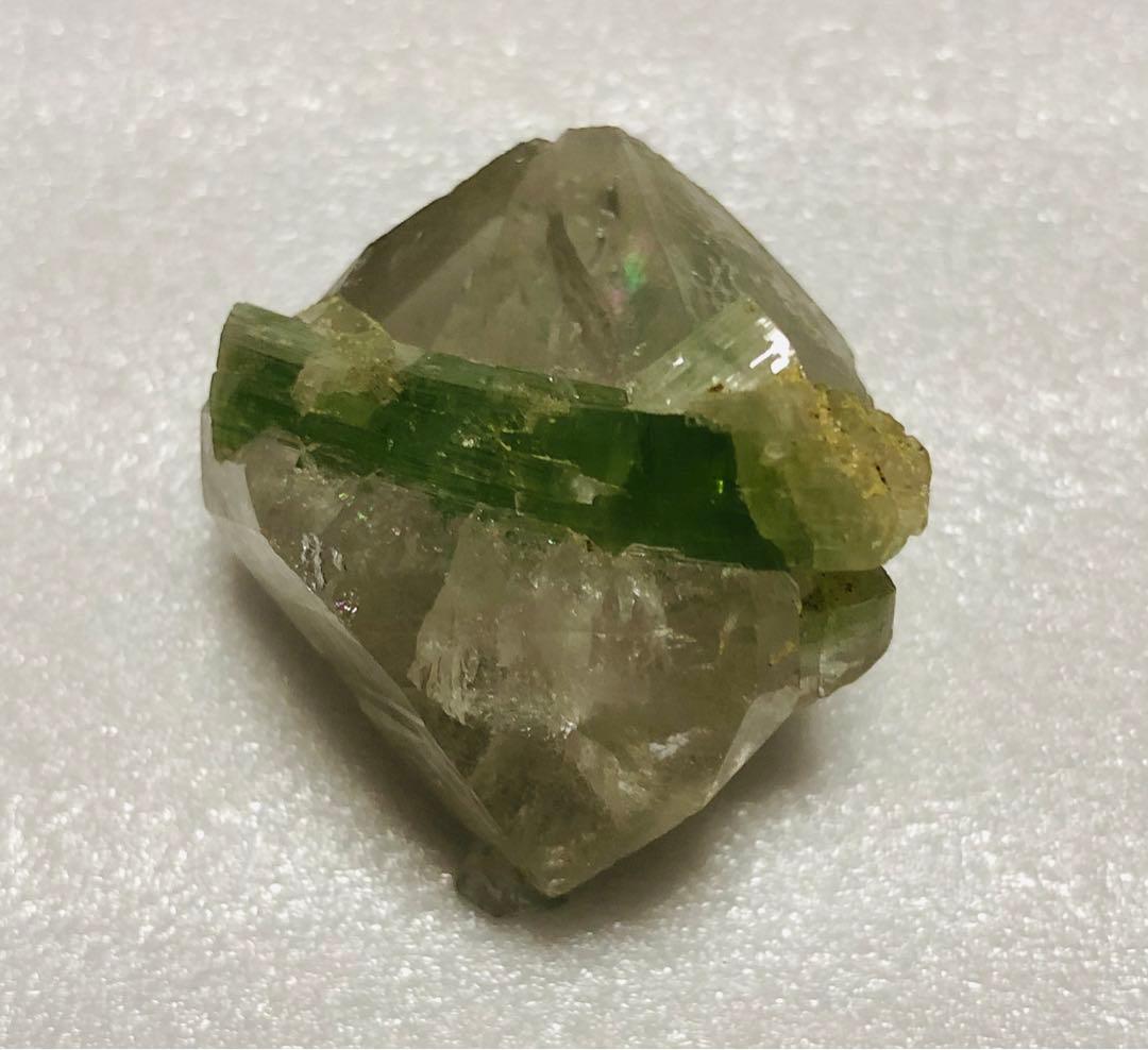 水晶　電気石　クリスタル　グリーントルマリン　パキスタン産