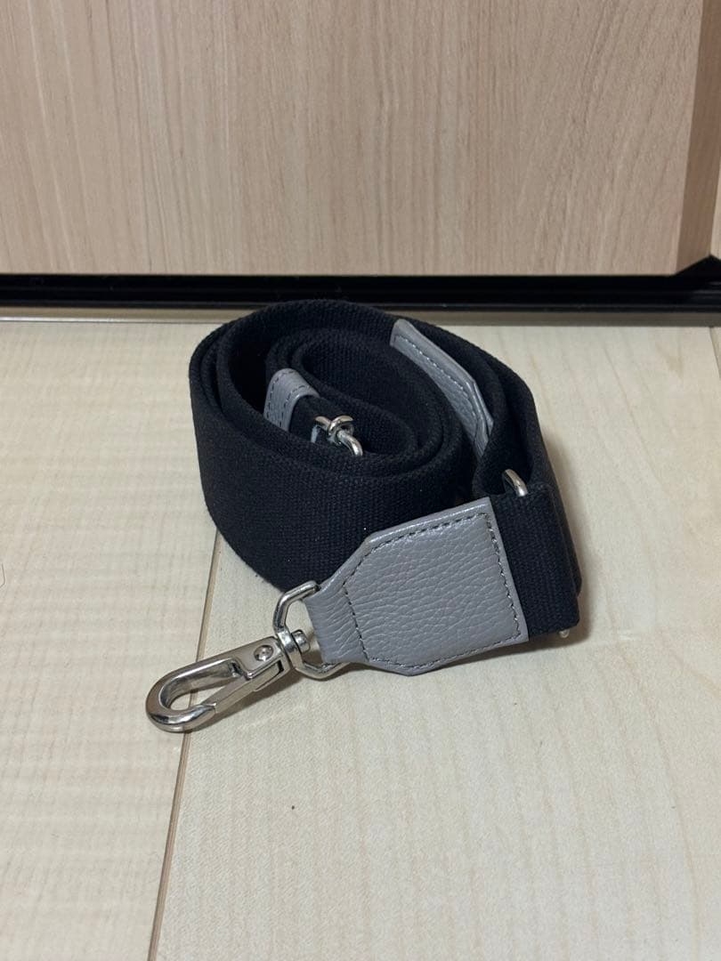 [hinn]ビジネスバッグ　グレー