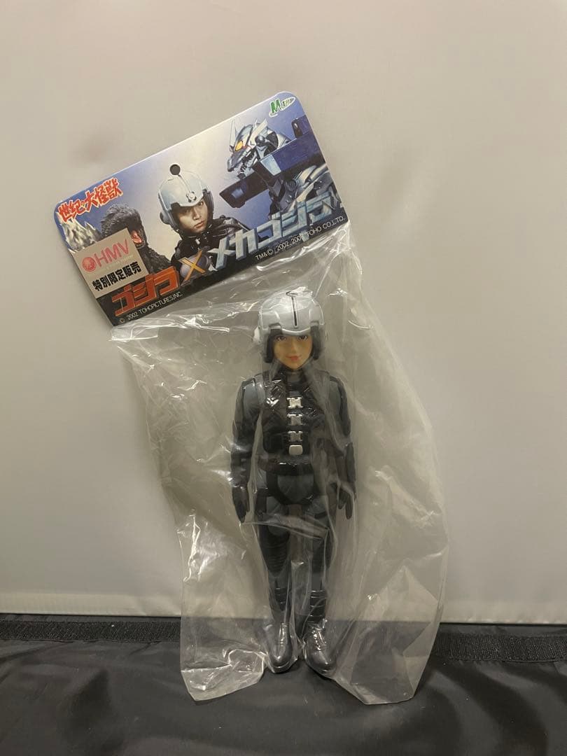 M1号 アカネ隊員