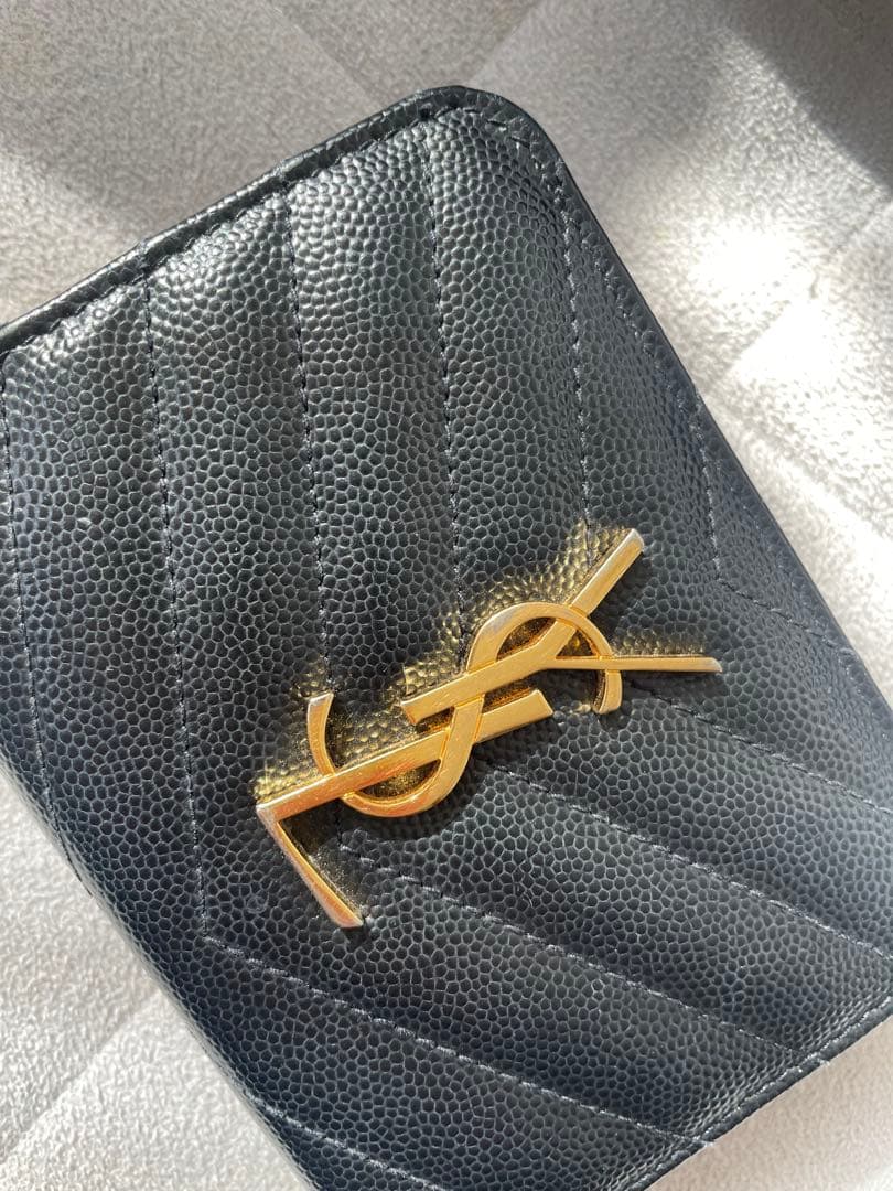 サンローラン 二つ折り ブラック 財布