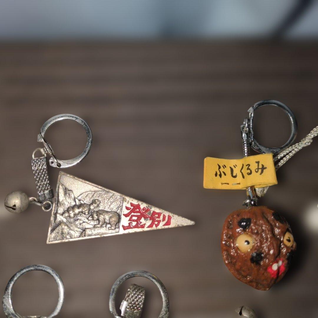 キーホルダー等まとめ売り　ご当地キーホルダー　龍剣キーホルダー　ピンバッジ　バラ