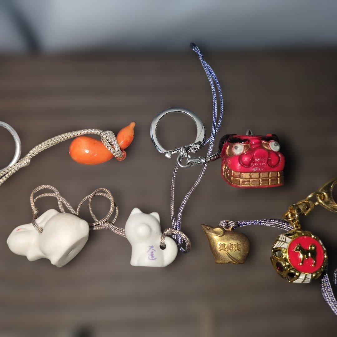 キーホルダー等まとめ売り　ご当地キーホルダー　龍剣キーホルダー　ピンバッジ　バラ