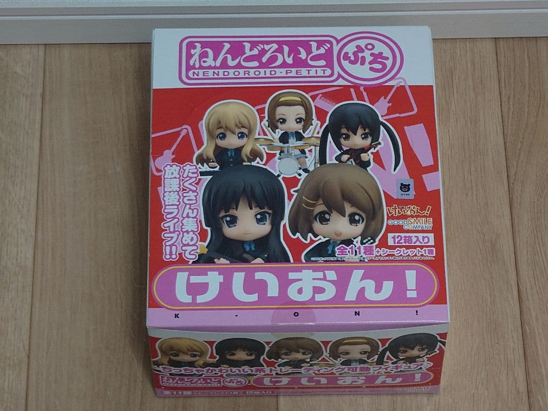 ねんどろいどぷち けいおん！BOX 12個入 一部未開封（山中さわ子おまけ付き）