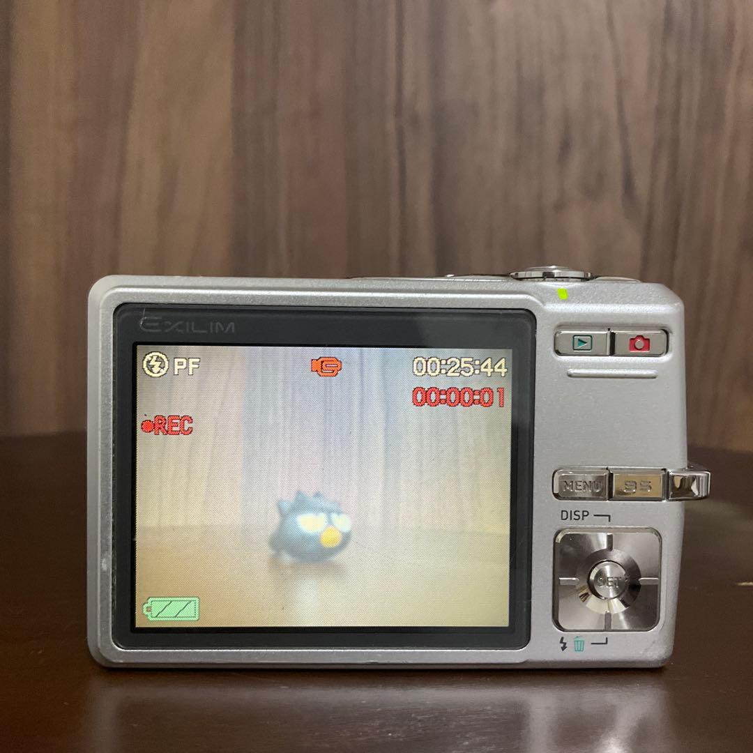 デジタルカメラ Casio EXILIM EX-Z700