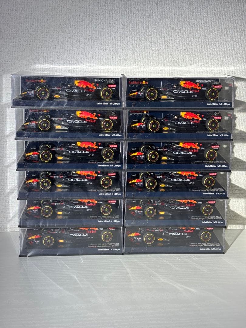 ミニチャンプス 1/43 レッドブル RB18 フェルスタッペン 12台セット