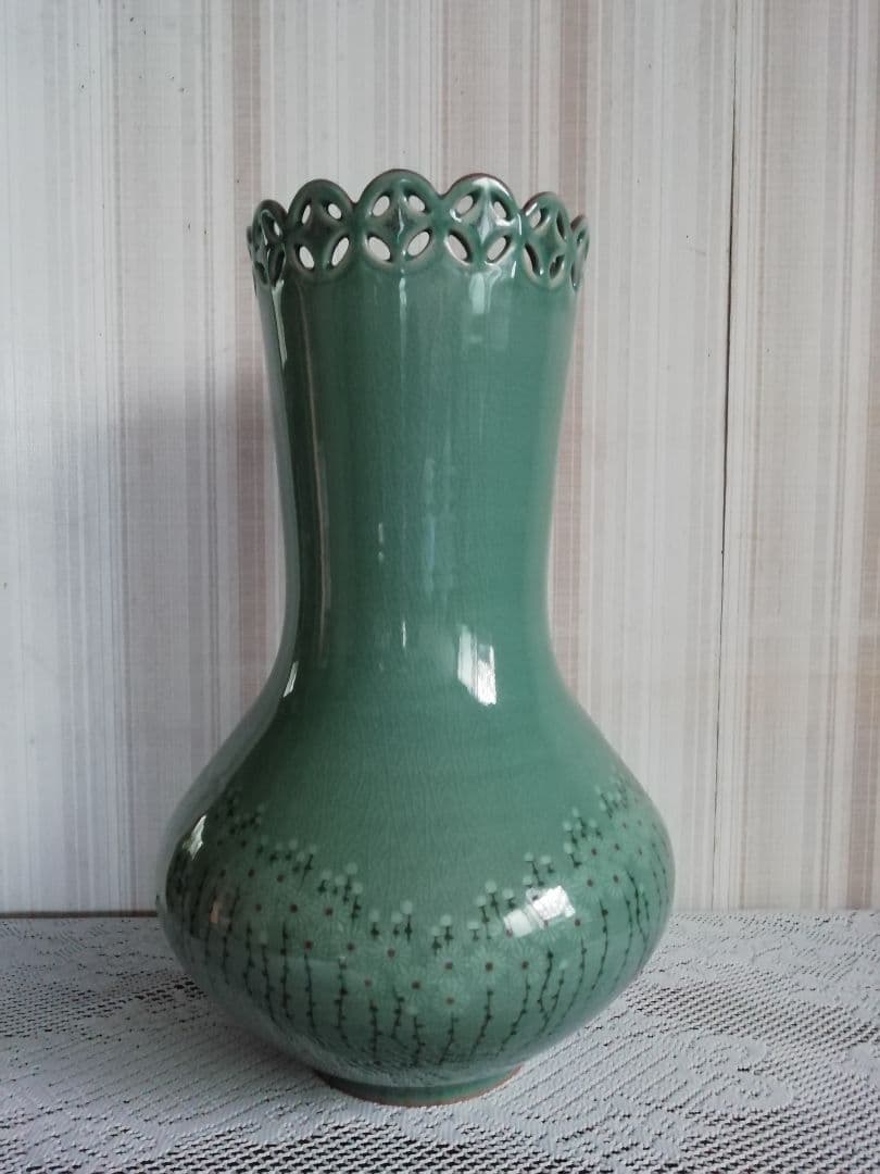 高麗磁器（青磁）花瓶