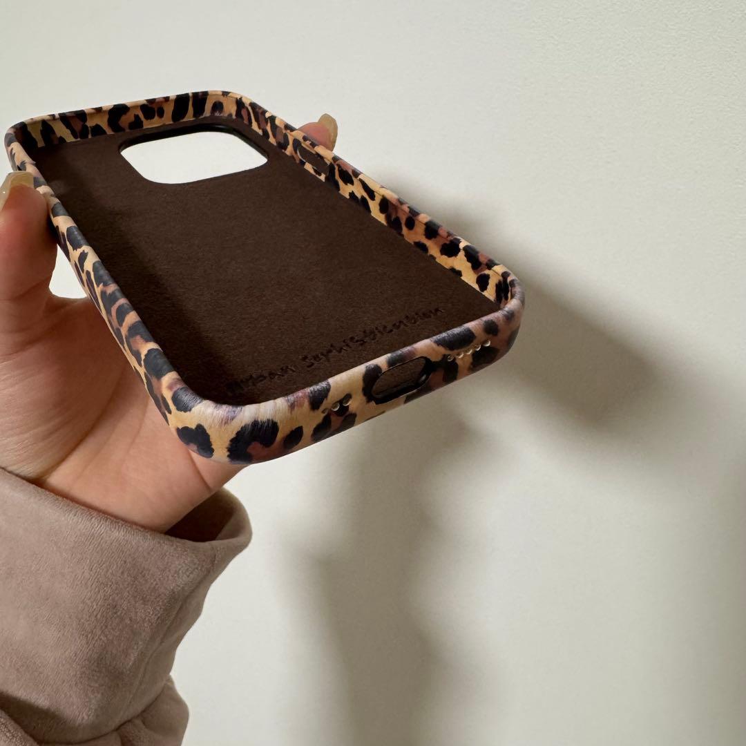 Urban Sophistication iPhone15Pro レオパード