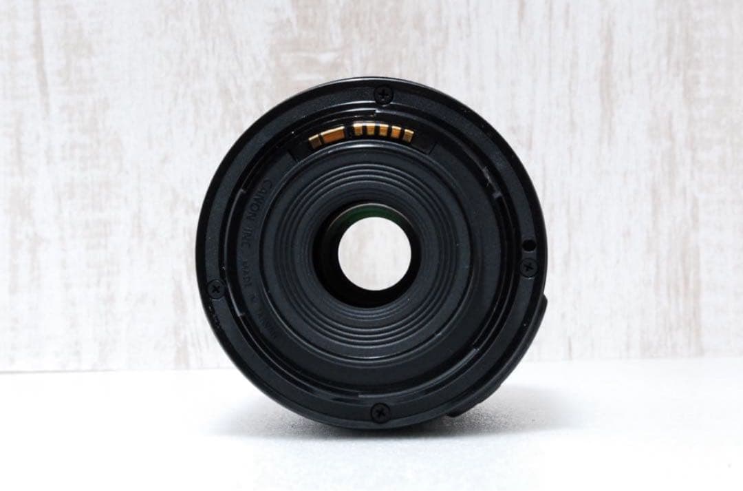 Canon Kiss X7i デジタル一眼レフ 18-55mmレンズ付