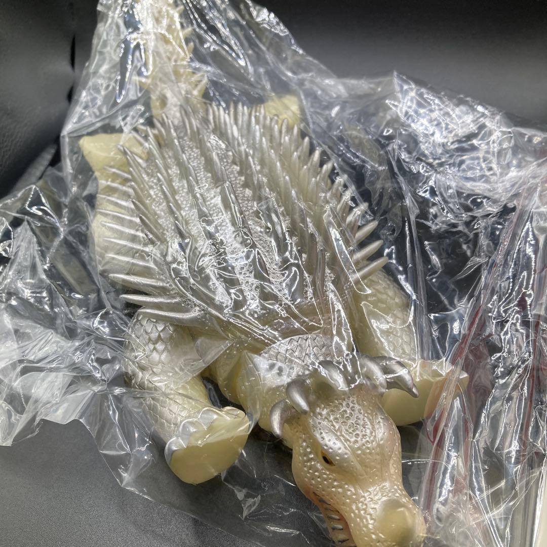 最終価格♡珍品♡ 未開封　未使用品　マルサンソフビ　アンギラス　蓄光版 約30㎝