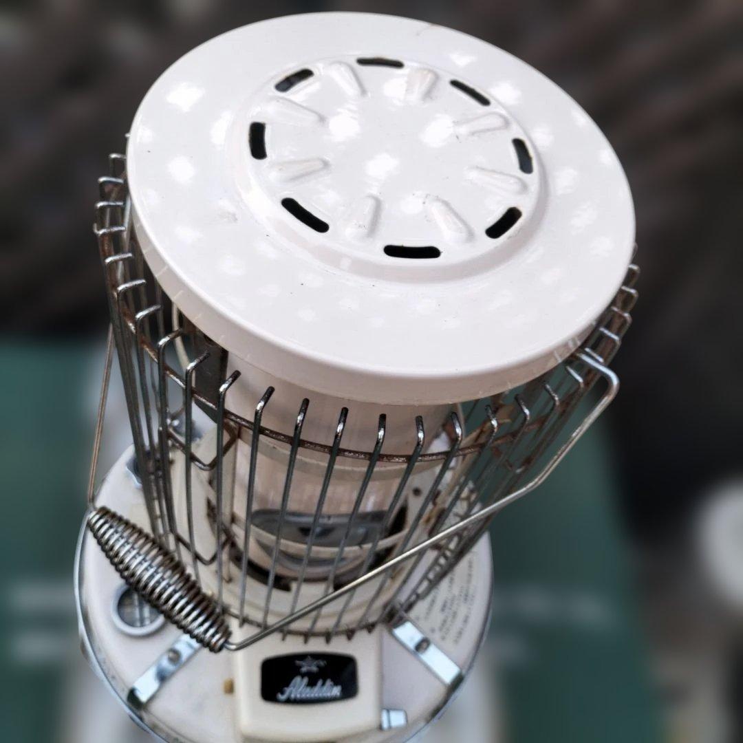 Aladdin メンテナンス済。純正品芯交換済。取説付。ベージュ