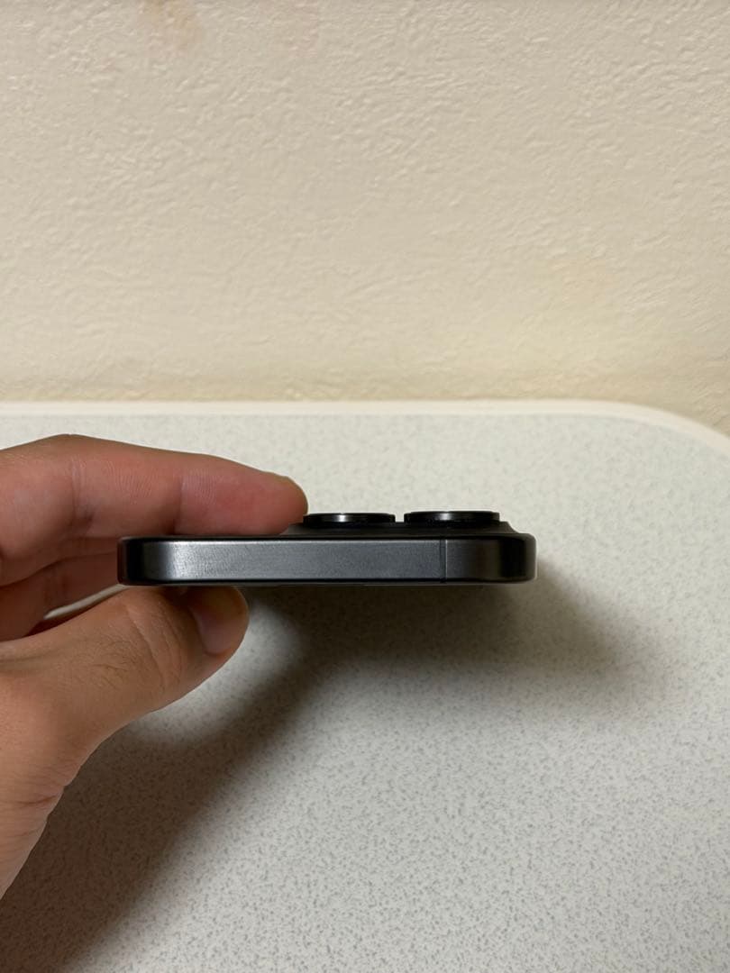 Apple iPhone 15Pro スペースブラック 本体